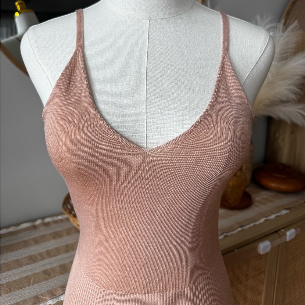 Reformation | Ribbed Tank Top - Picture 2 of 6